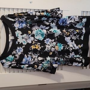 White House Black Market Tunic Top